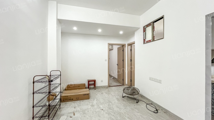 龙口西路13号-15号宿舍(单号)二手房实景图