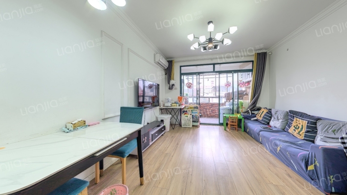 池鑫苑二手房实景图