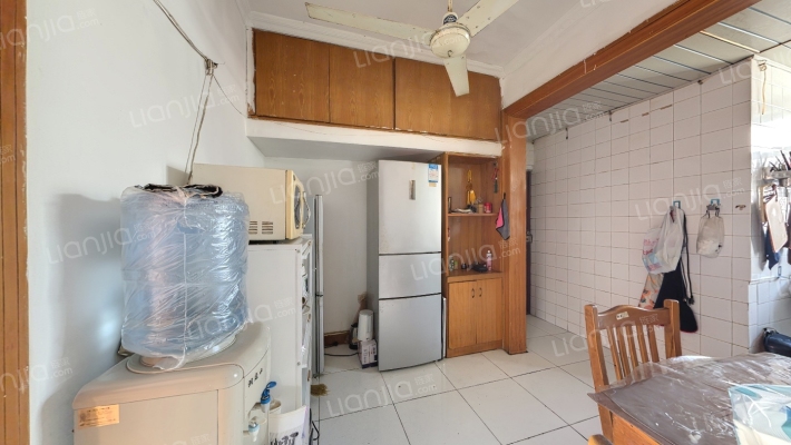 毛巾厂家舍二手房实景图