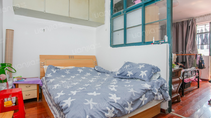 金塔新村二手房实景图