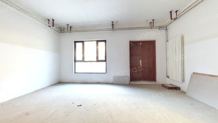 首创澜茵山二手房实景图