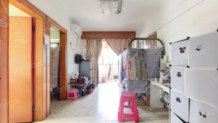 南头花园一甲楼二手房实景图