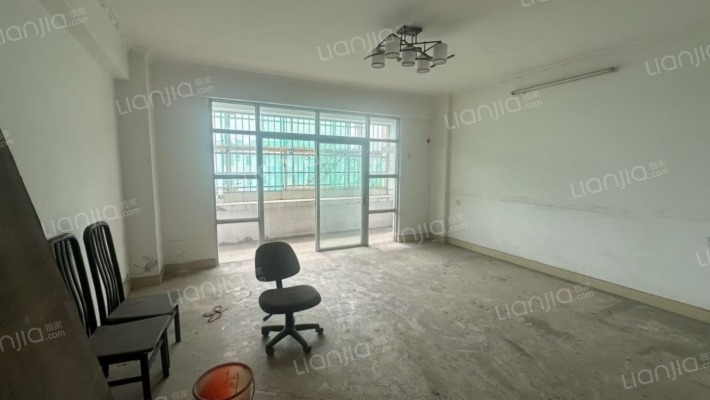 音像宿舍二手房实景图