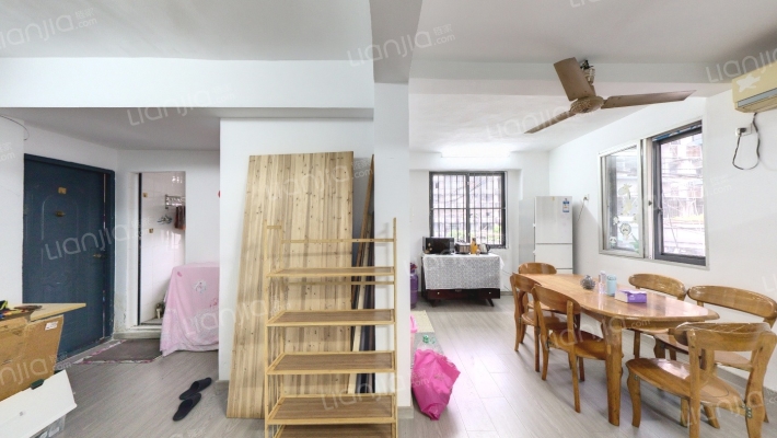安泰中心二手房实景图