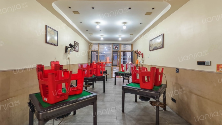 恒红小区二手房实景图