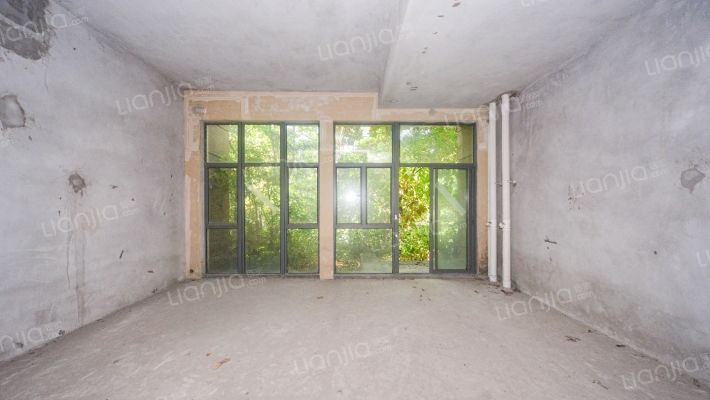 中安翡翠湖二手房实景图