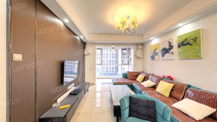 世茂外滩里二手房实景图