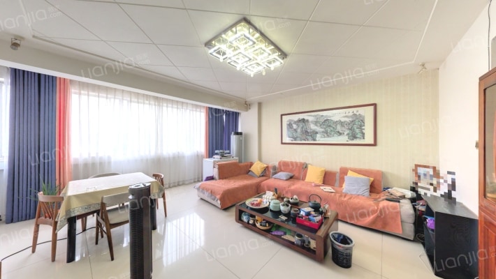 兴汉大厦二手房实景图