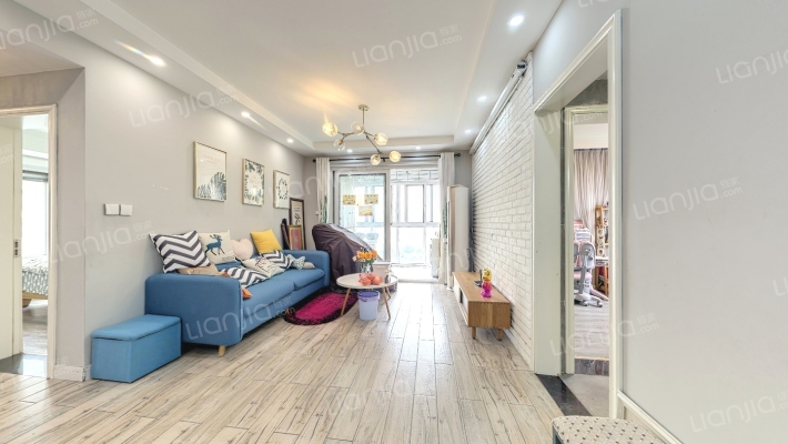 中国铁建原香颂二手房实景图