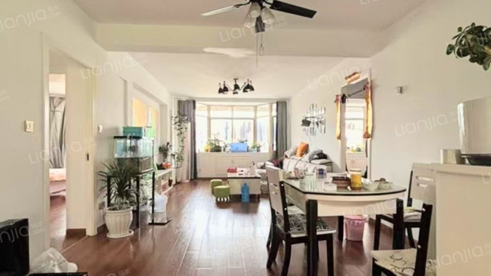 邻里中心二手房实景图