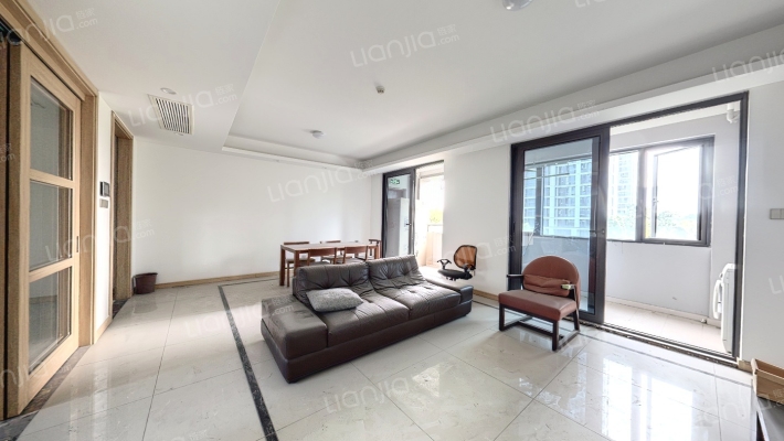 紫樾府二手房实景图