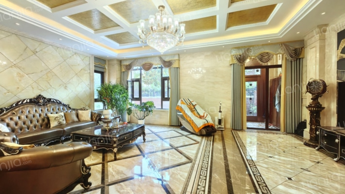 中海国际铂宫别墅西区二手房实景图