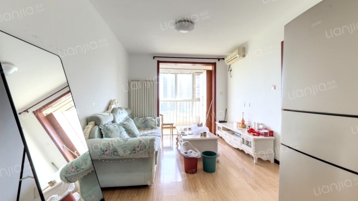 顶秀金瑞家园二手房实景图