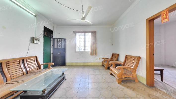 西城大厦二手房实景图