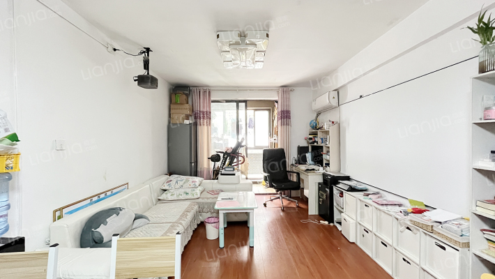 浦江世博家园八街坊二手房实景图