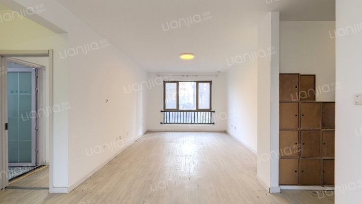 天润香墅湾1号二手房实景图