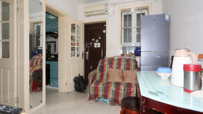 控江路1209号二手房实景图