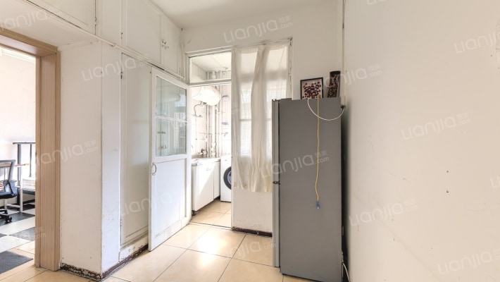 白家庄东里二手房实景图