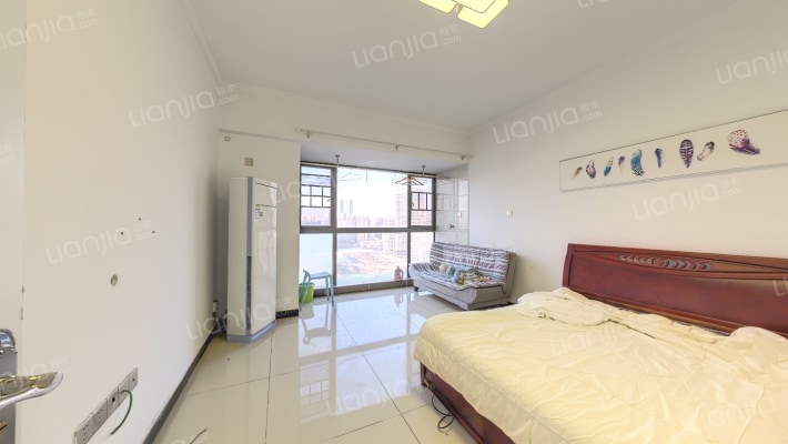 京武浪琴山一期二手房实景图