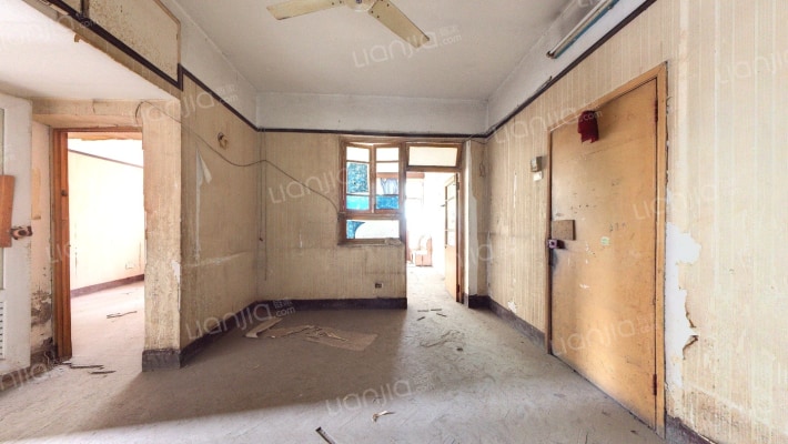 龙凤三村二手房实景图