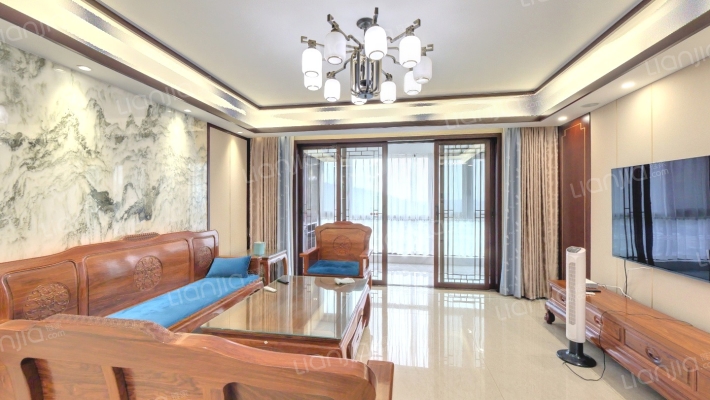 中南樾府二手房实景图