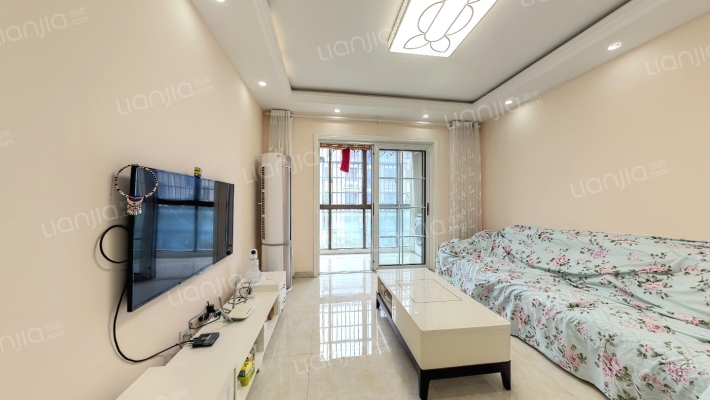 宝驰景秀苑二手房实景图