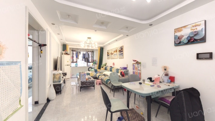 海尔云世界滟澜公馆花园三区二手房实景图