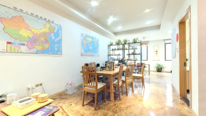 仁恒PARK二手房实景图