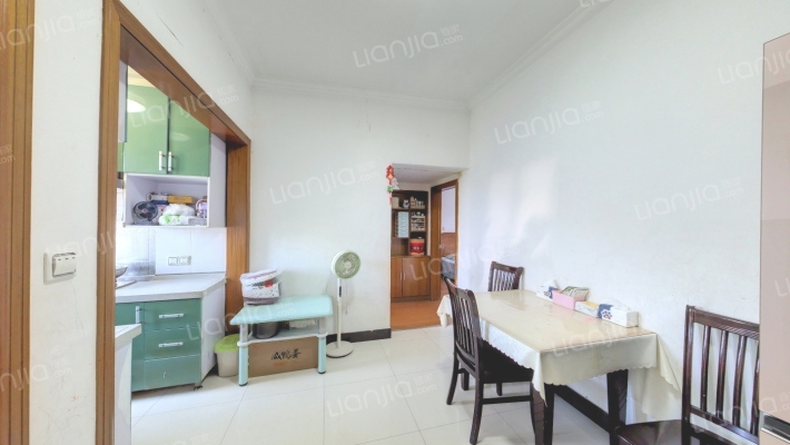 惠华新村D区二手房实景图