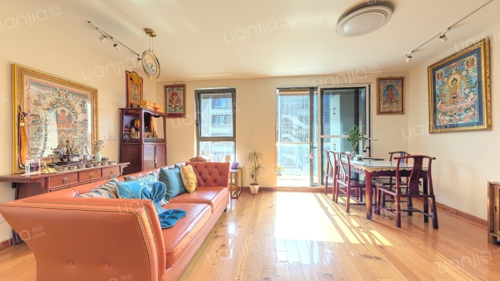 世纪江湾二手房实景图