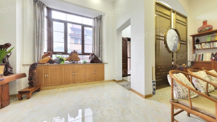 莫奈的花园二手房实景图