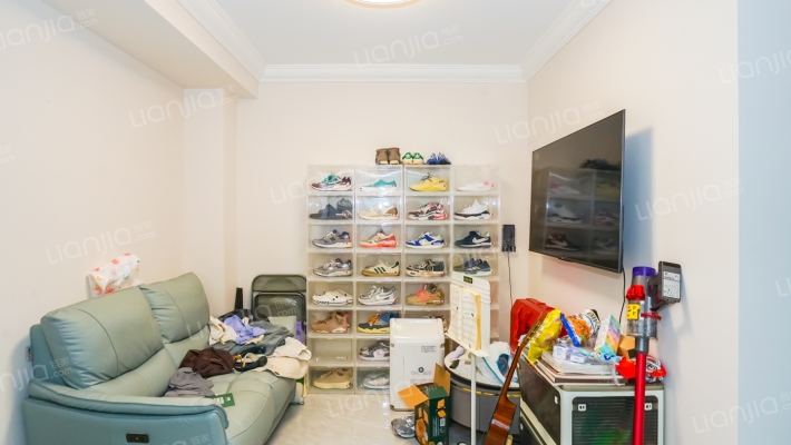 公交新村二手房实景图