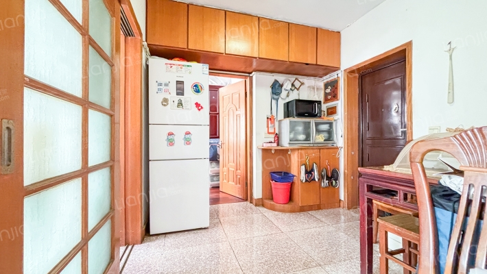 石化十一村二手房实景图