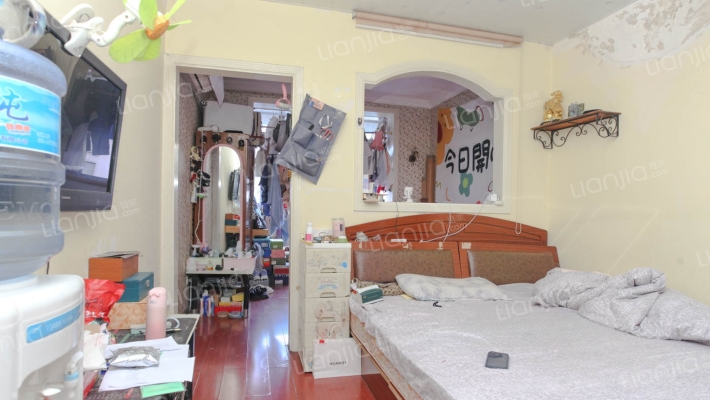 平凉路1850号二手房实景图