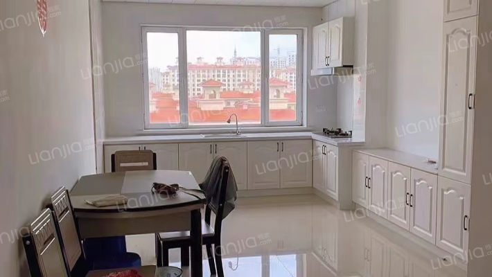 铭奥国际南区二手房实景图