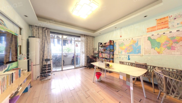 布鲁汀二手房实景图