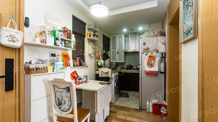 陆家嘴滨江公馆二手房实景图