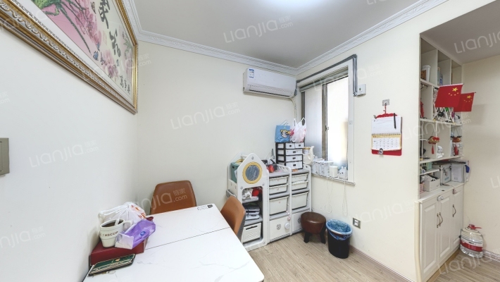 燕华花园二手房实景图