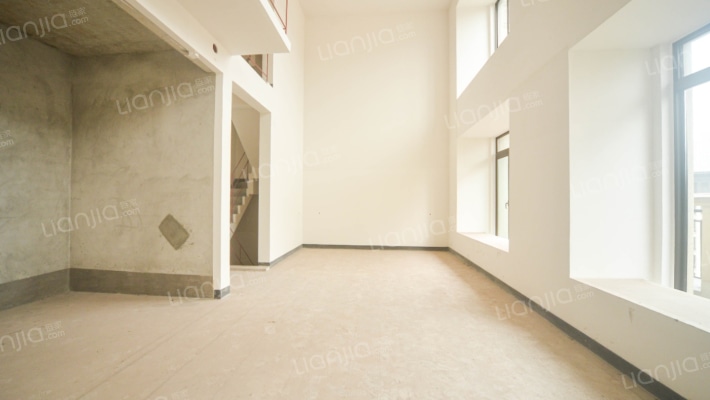 龙湖椿山二手房实景图