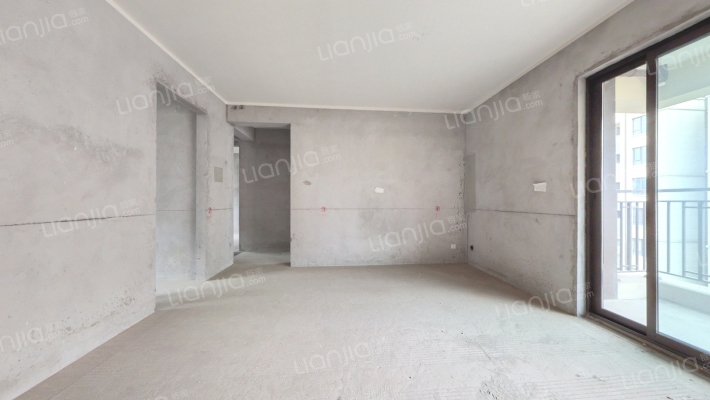 中骏弘阳樾景台二手房实景图