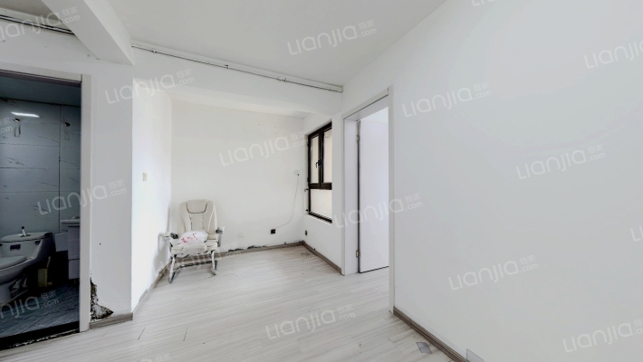 益晖新苑二手房实景图