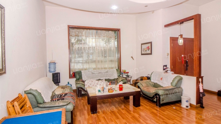 中央花园新城市别墅二手房实景图