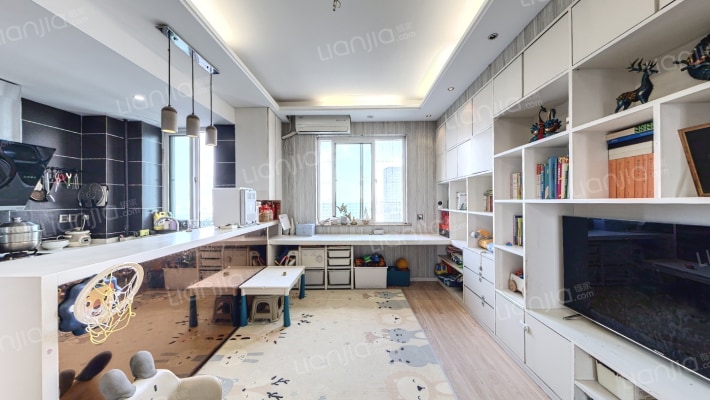 128国际公寓二手房实景图