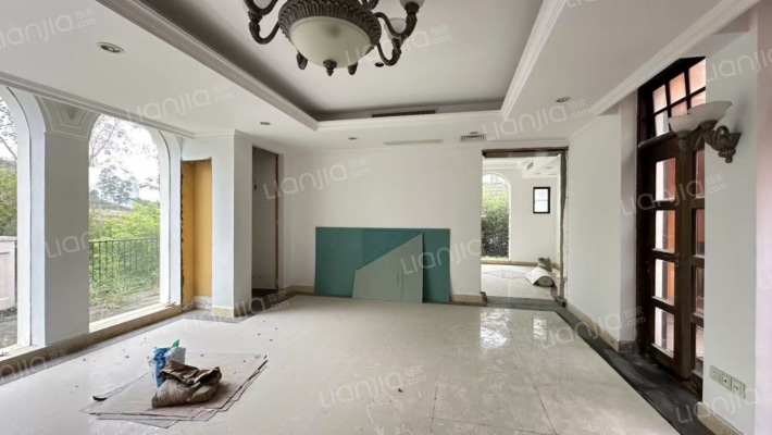 公爵小镇二手房实景图