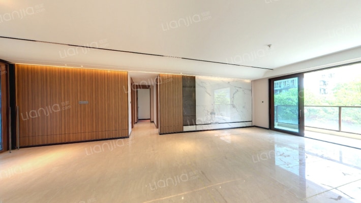 龙湖融信卓越·青云阙二手房实景图