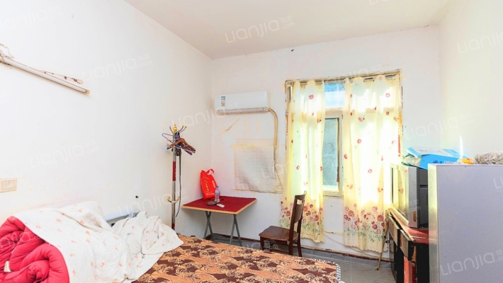 北京东路安装公司宿舍二手房实景图