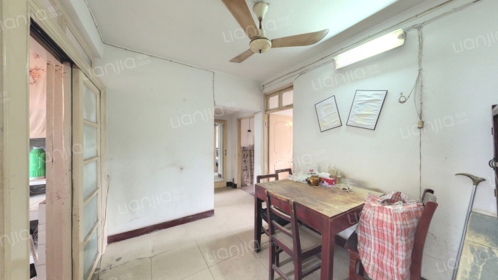 荣院家舍二手房实景图