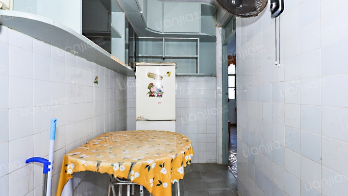 宝钢八村二手房实景图