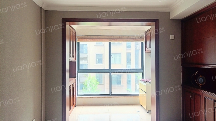 於潜镇青兰阁二手房实景图