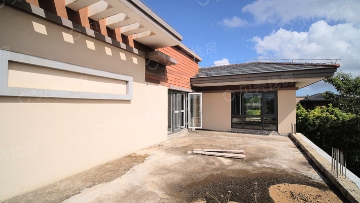 江东新区鸿洲江山三期云庭双拼别墅诚心出售_海口鸿洲江山二手房9室3